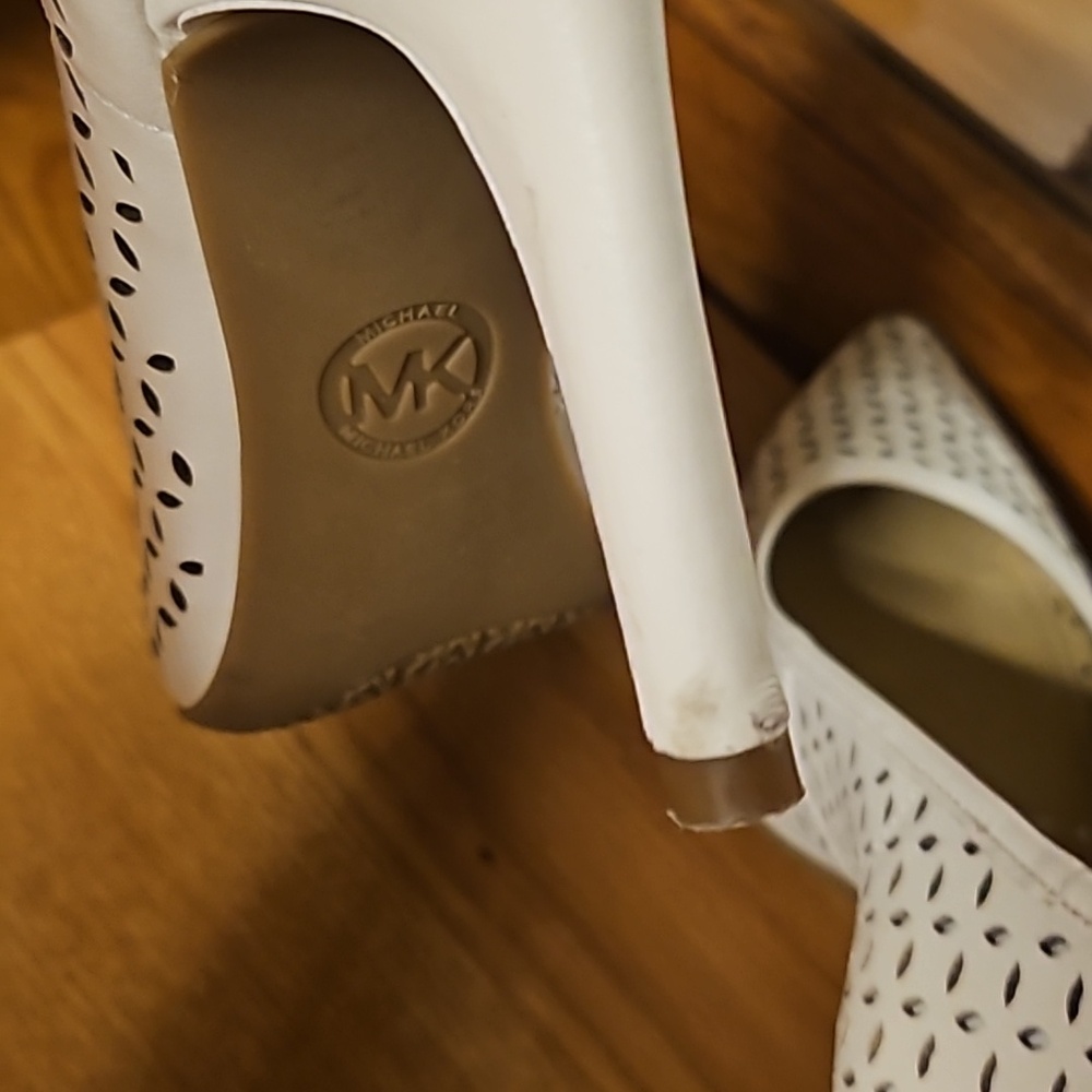 Michael Kors Heels - Picture 5 of 6
